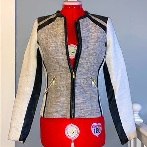 Chic H&M Blazer